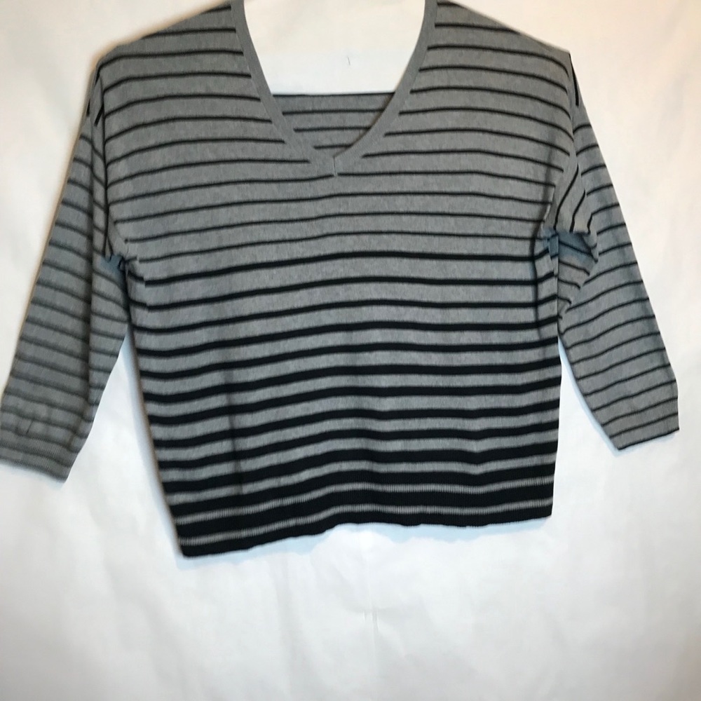 LANE BRYANT V-NECK GREY/BLACK STRIPED SWEATER